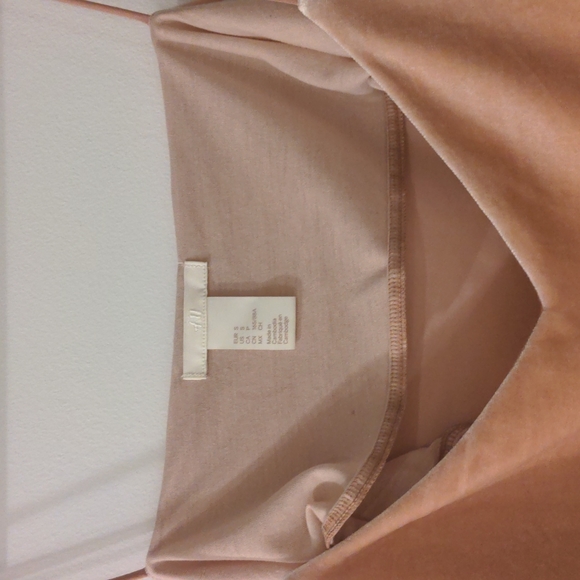 Salmon Pink Velvet Spaghetti Strap Top - Picture 4 of 4